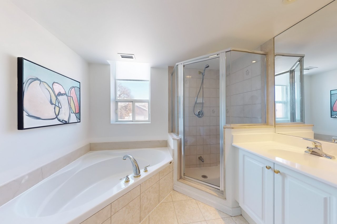 3130 Yonge Street Unit: 305
