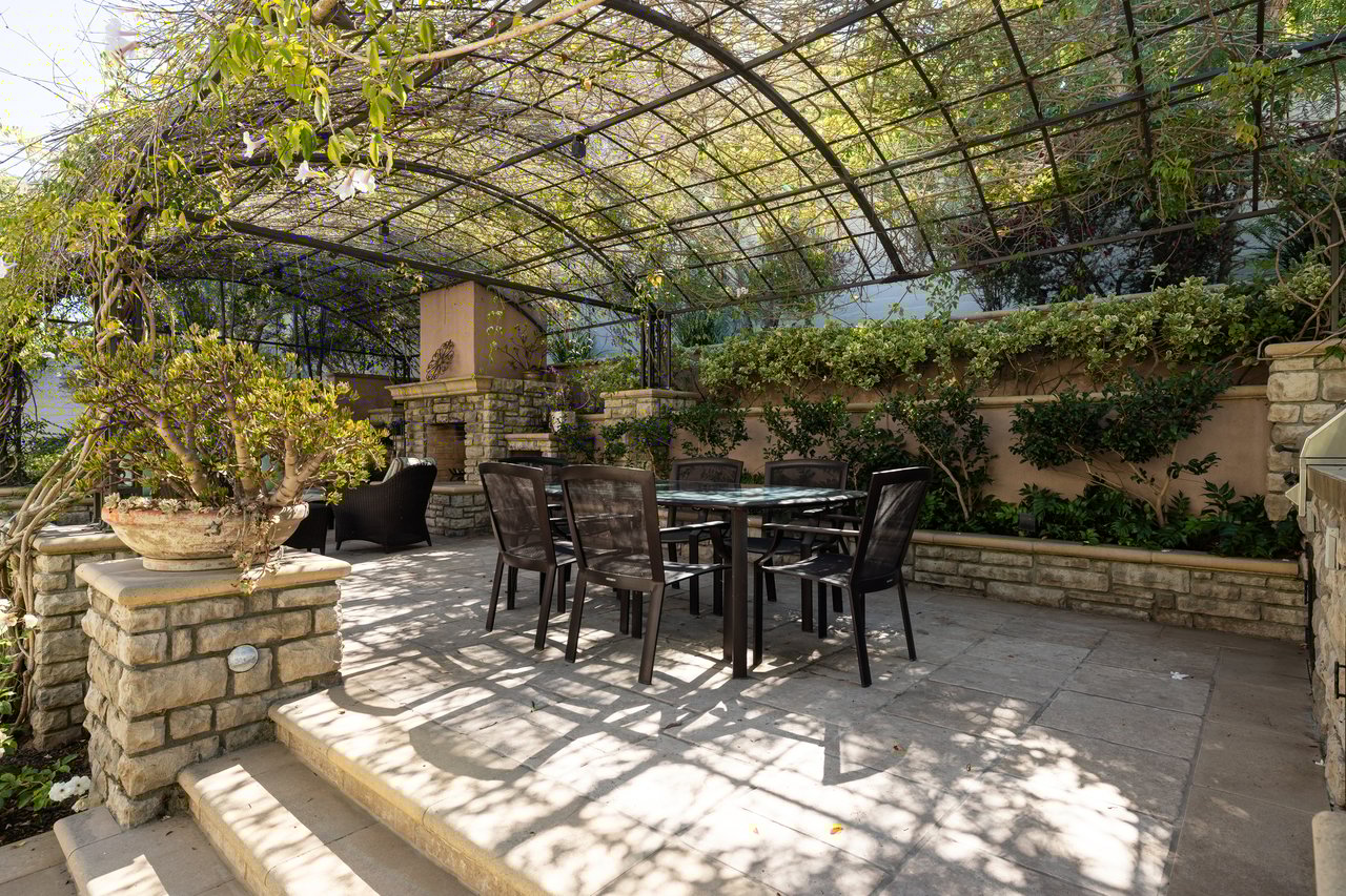 23 Gleneagles Drive