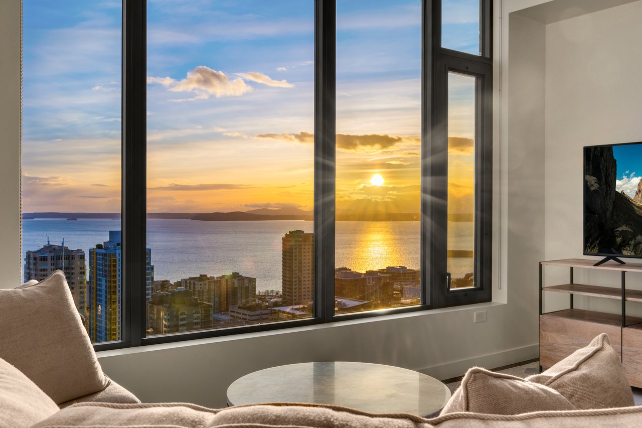 2510 6th Ave Unit 3105