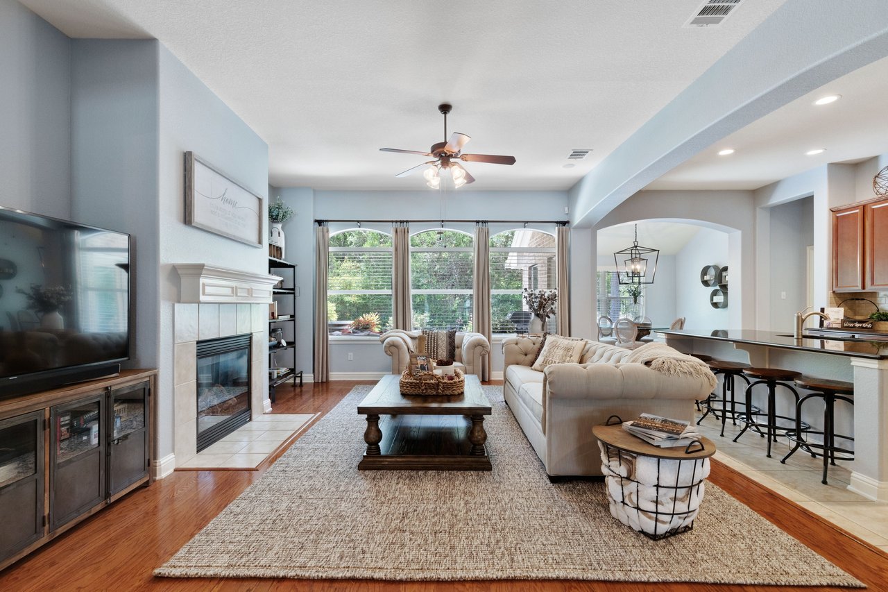 1204 Andrew CV