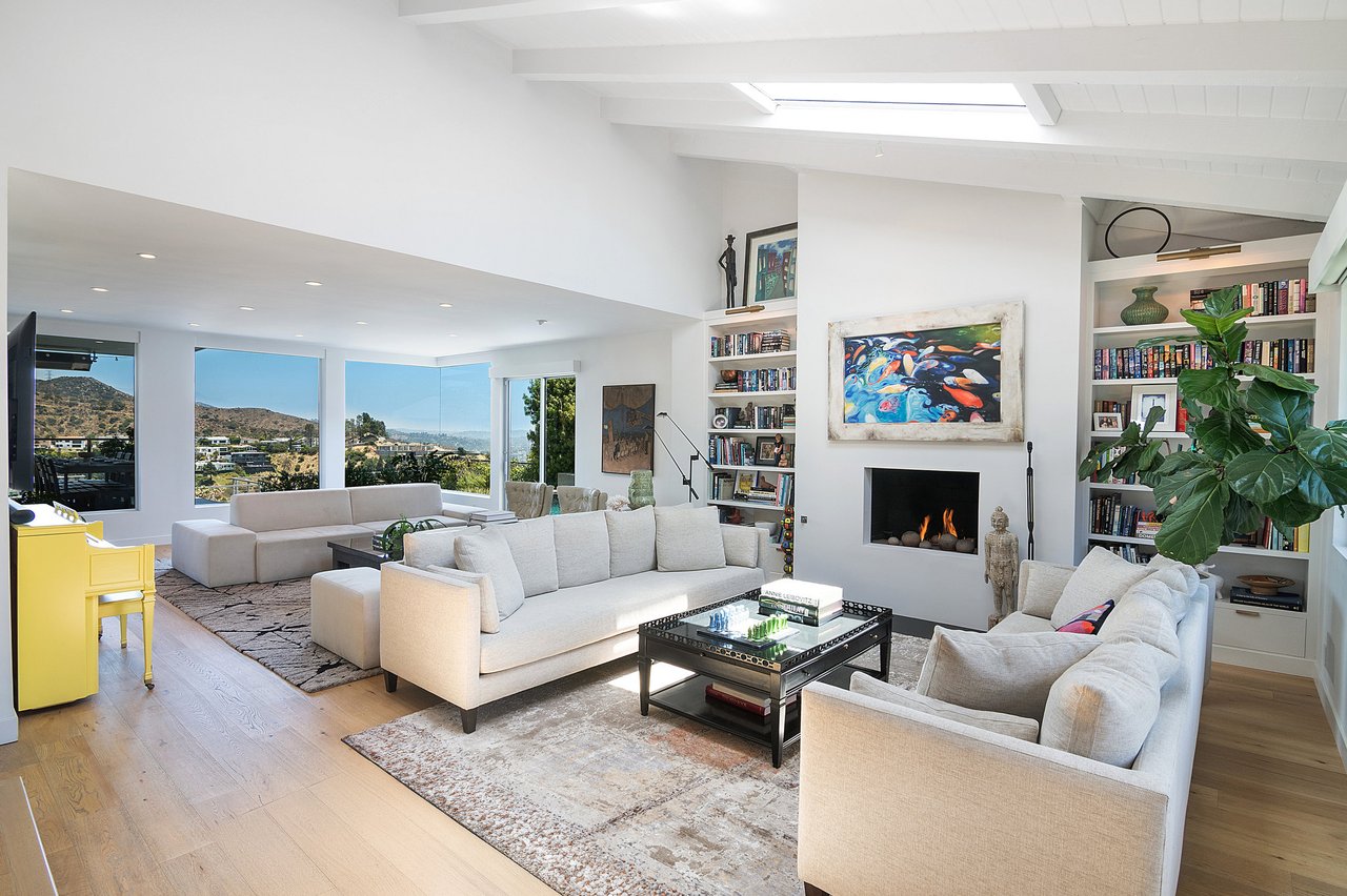 1904 N. Crescent Heights Blvd.