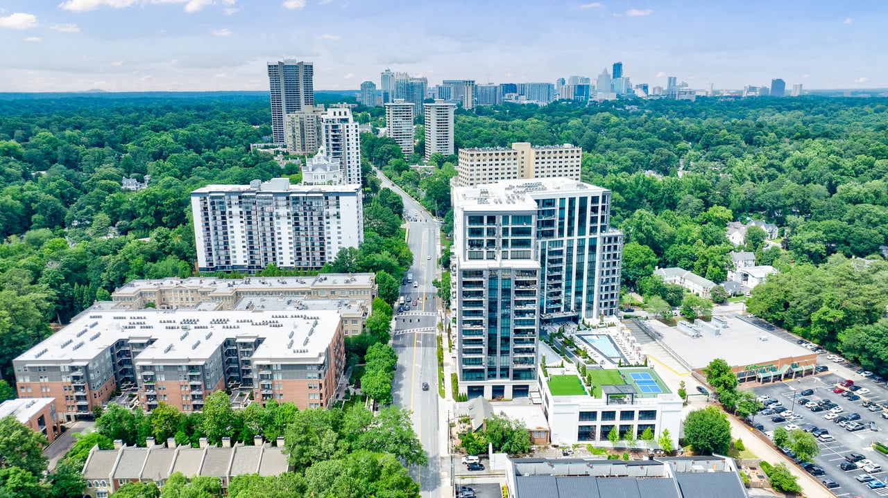 2425 Peachtree Road Unit 1806