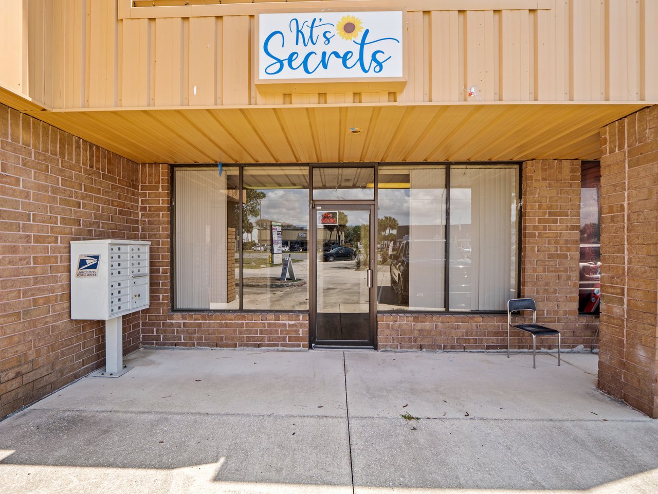 2715 N Harbor City Blvd