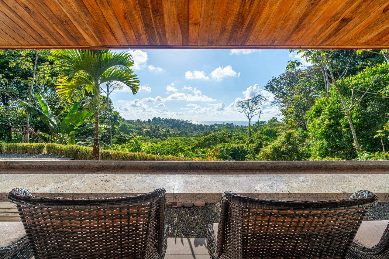 Casa Sea Breeze- Spectacular Ocean-View Home and Guest Villa in Prime Ojochal Location