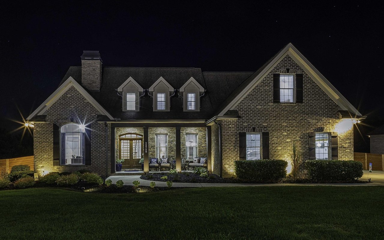 Wallace Luxury Spotlight | 12728 Watergrove Drive Knoxville, TN 37922