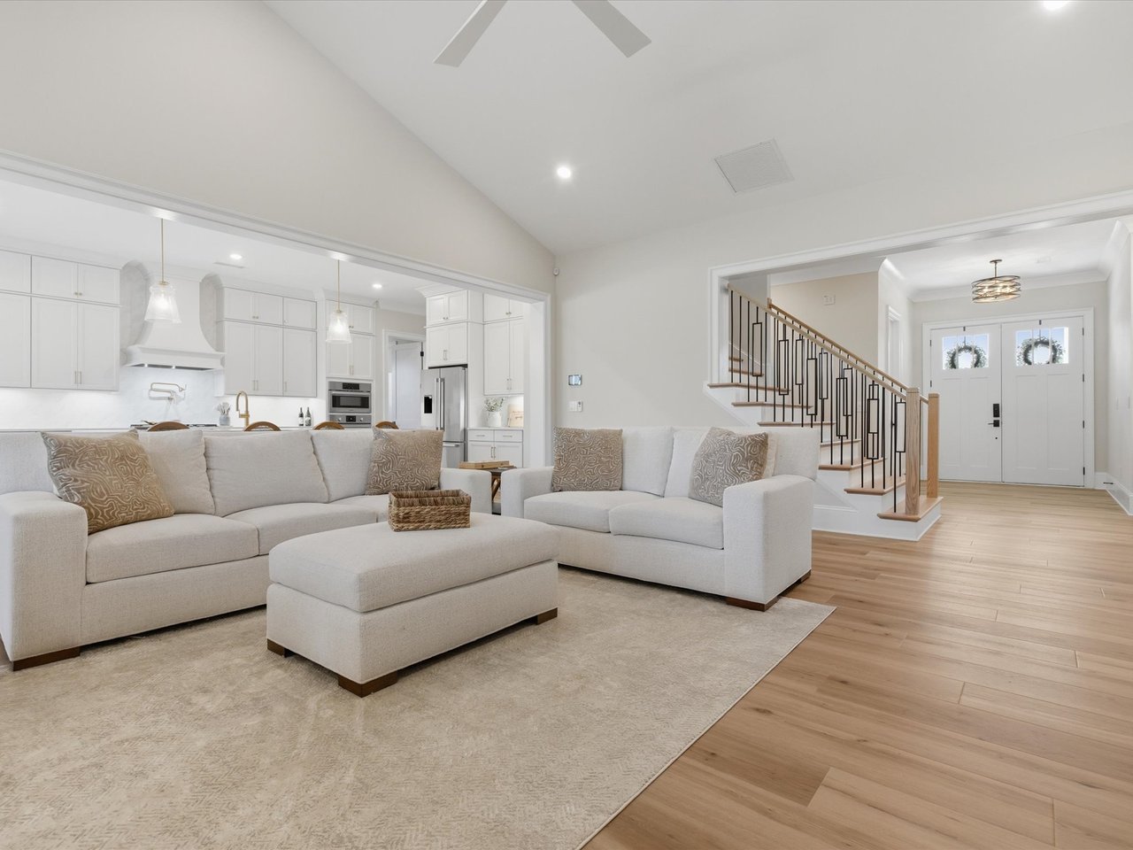 1008 Broadmoor