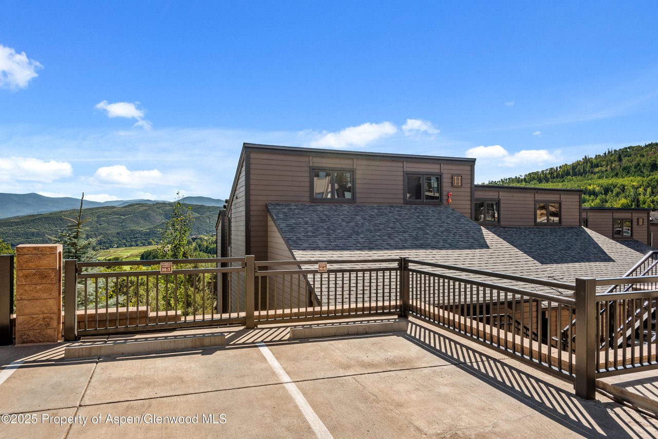 55 Upper Woodbridge Rd, #H-5