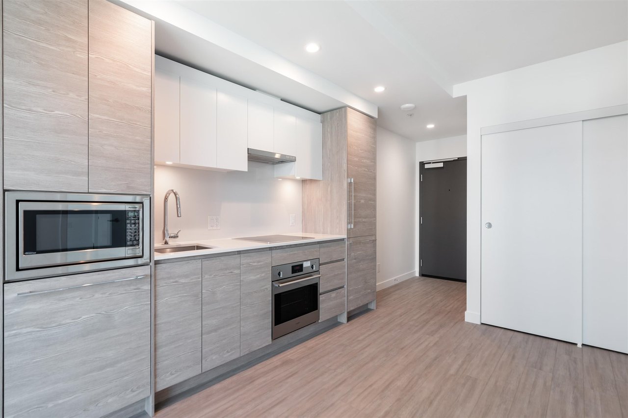 13655 Fraser Hwy, #1707