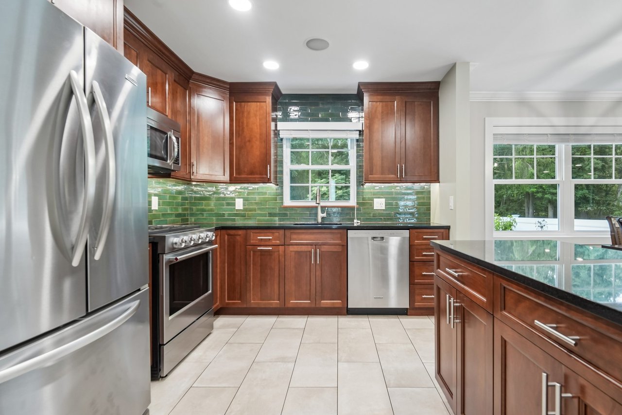 25 Ascot Way, Summit, NJ 07901
