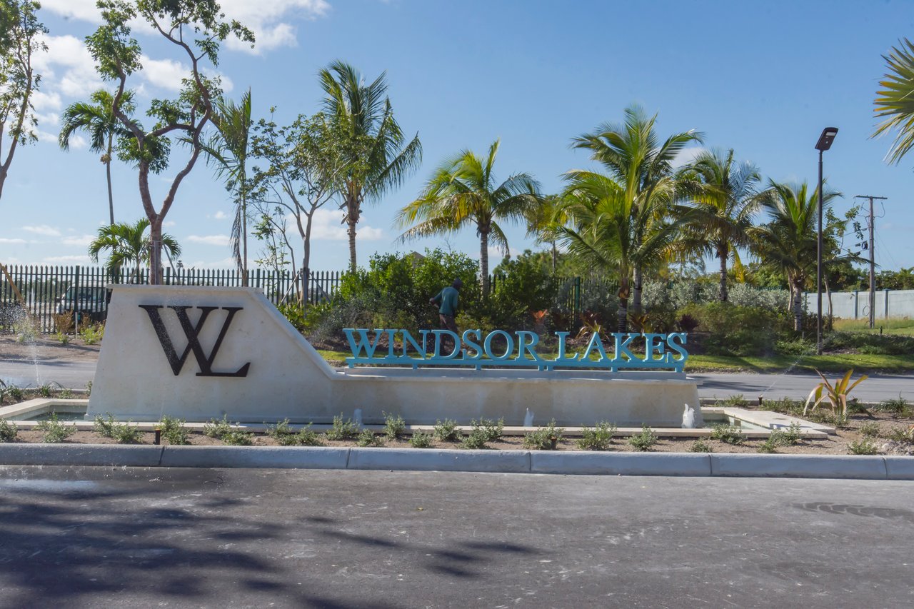 Windsor Lakes Estate Home