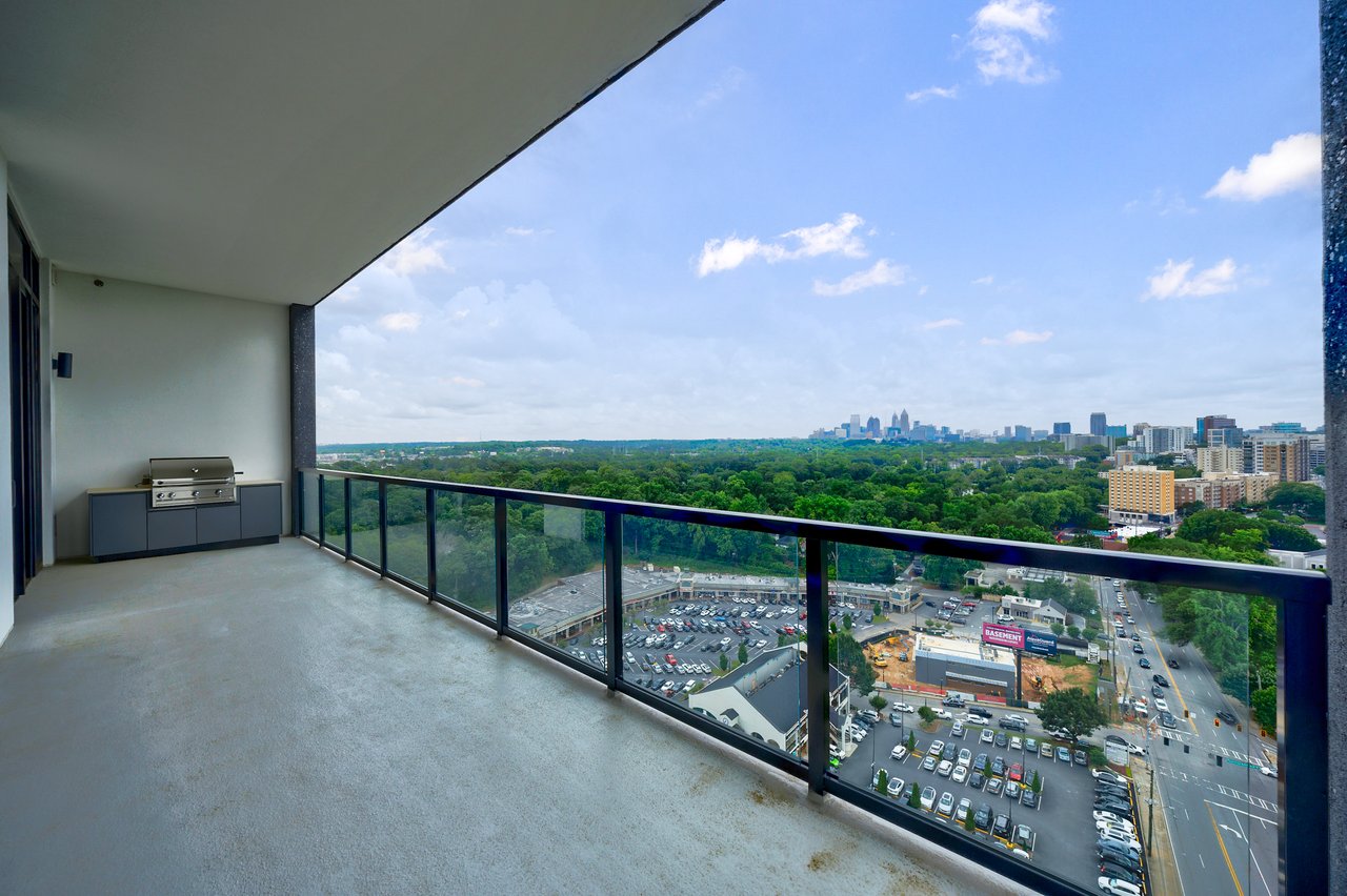 2425 Peachtree Road Unit 1806
