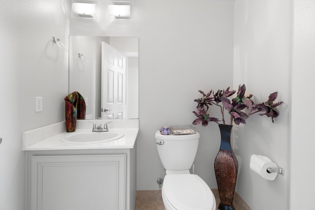 1804 Relate Court