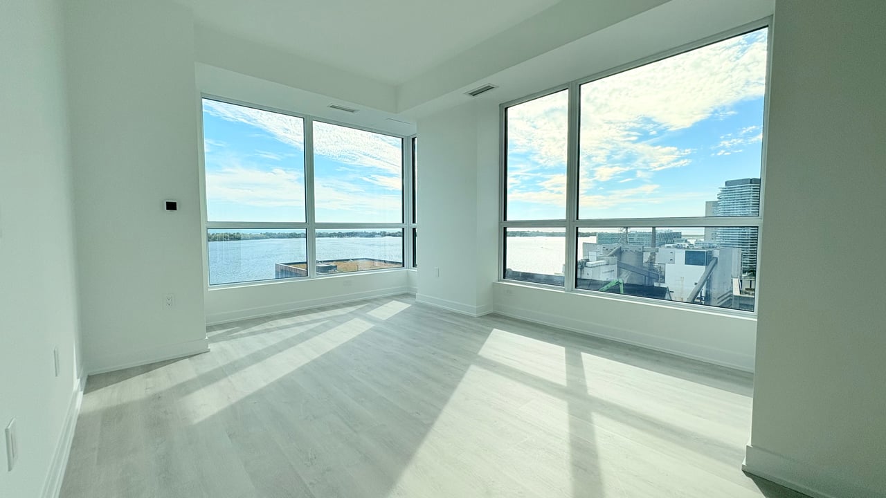 15 Richardson Street Unit: 1814