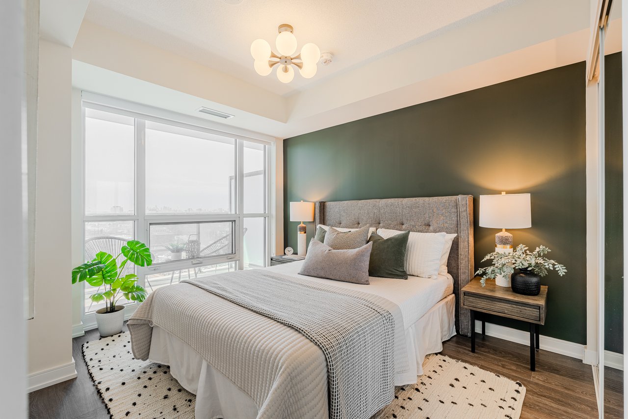 1112-30 Samuel Wood Way
