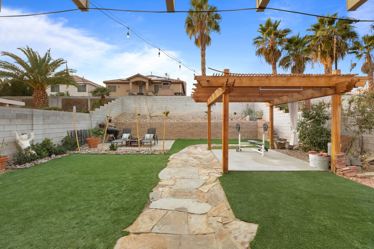 5183 Zoroaster Street