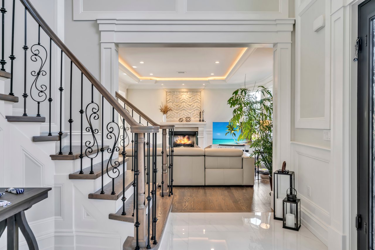 214 Forest Road