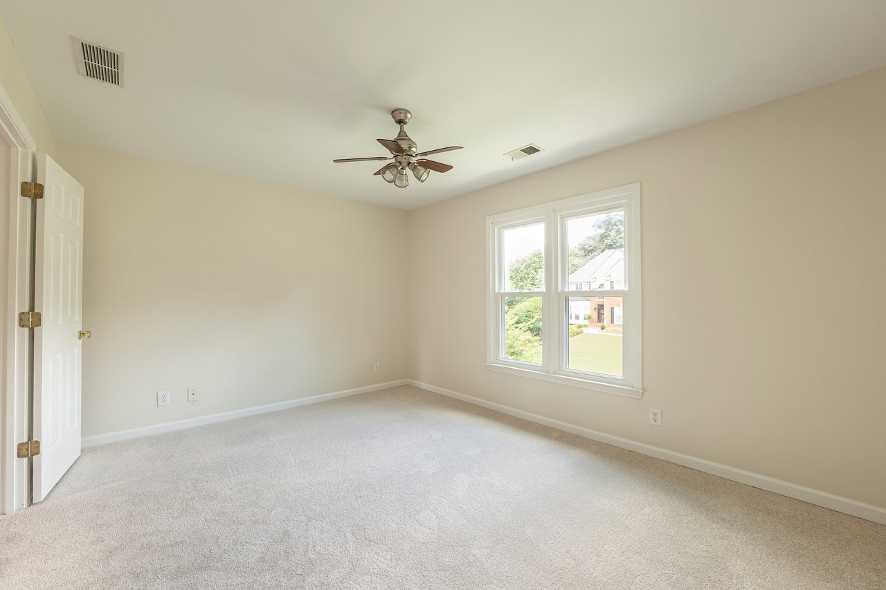 645 Briars Bend