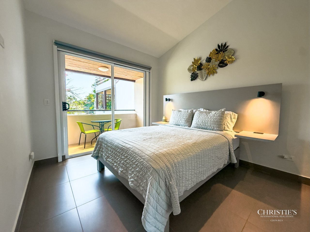 Ciudad del Mar Modern Home - South Jaco Beach 