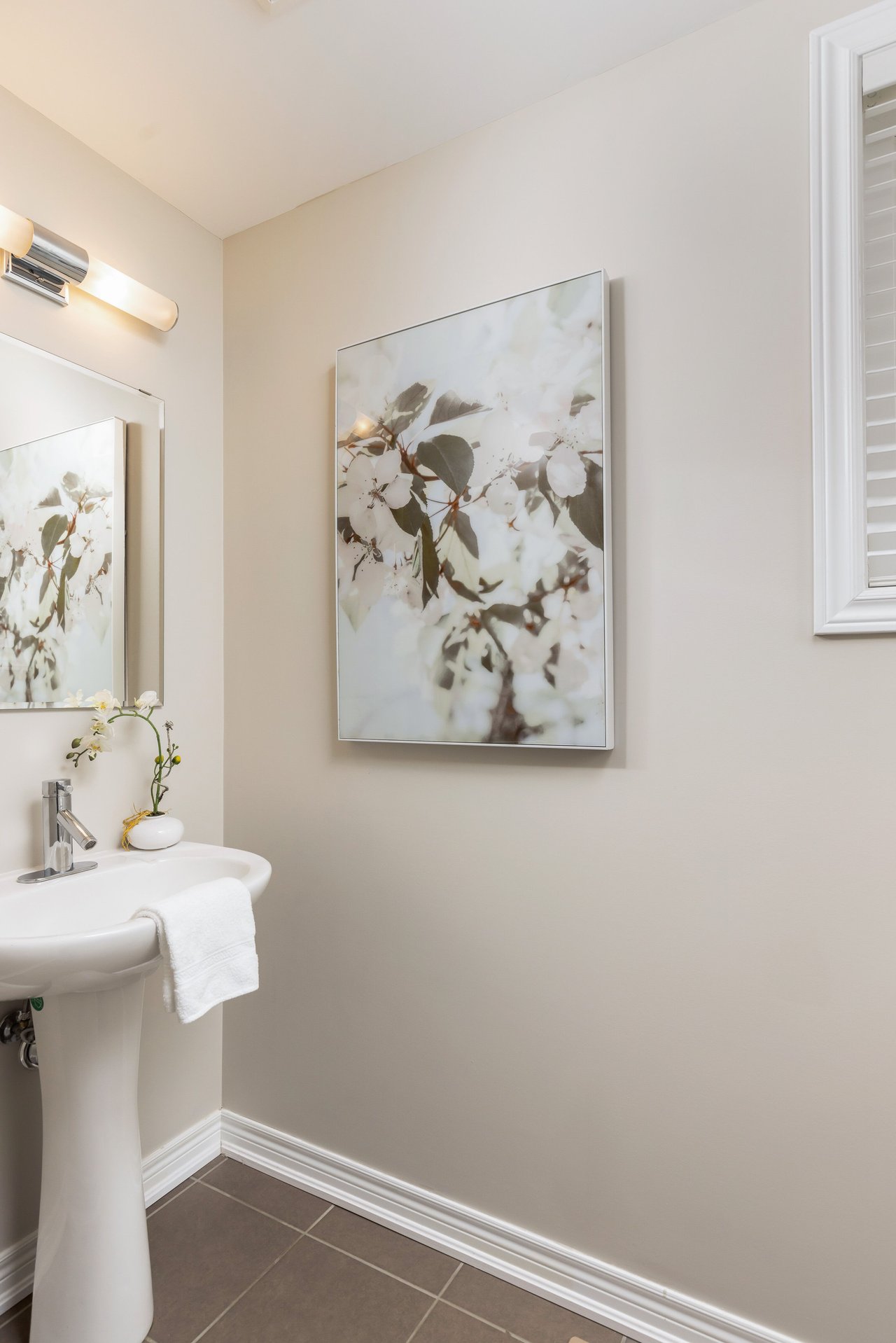 14-4165 Upper Middle Road Unit: 14
