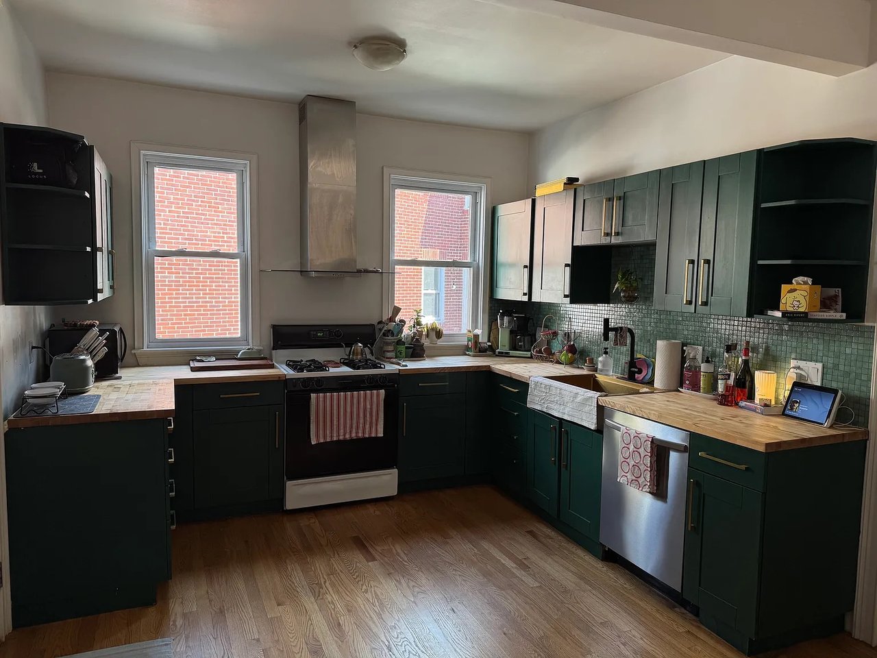133 Columbia St., #1 (Brookline) 3 Bed / 2 Bath 