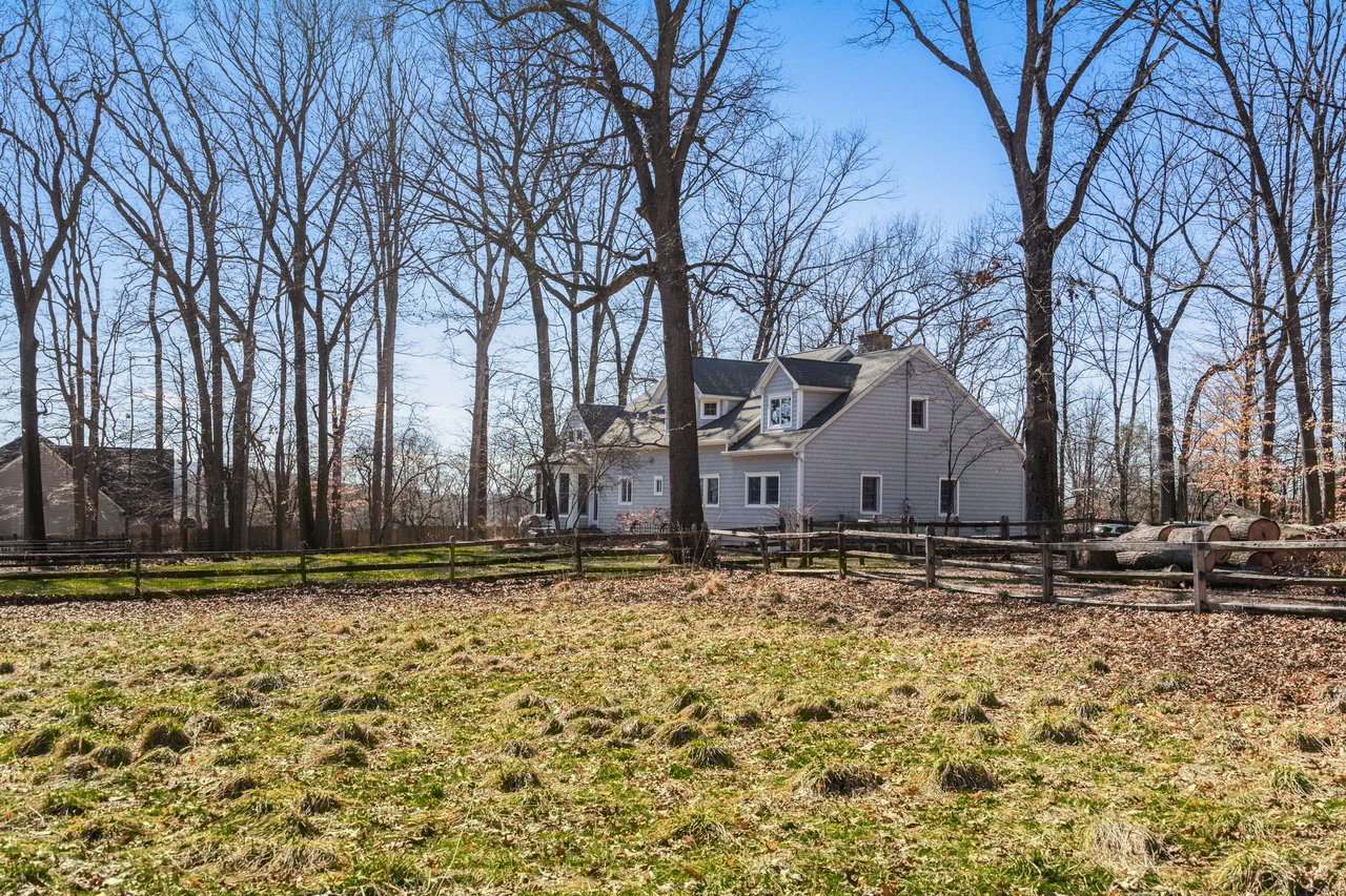 202 Potterstown Rd