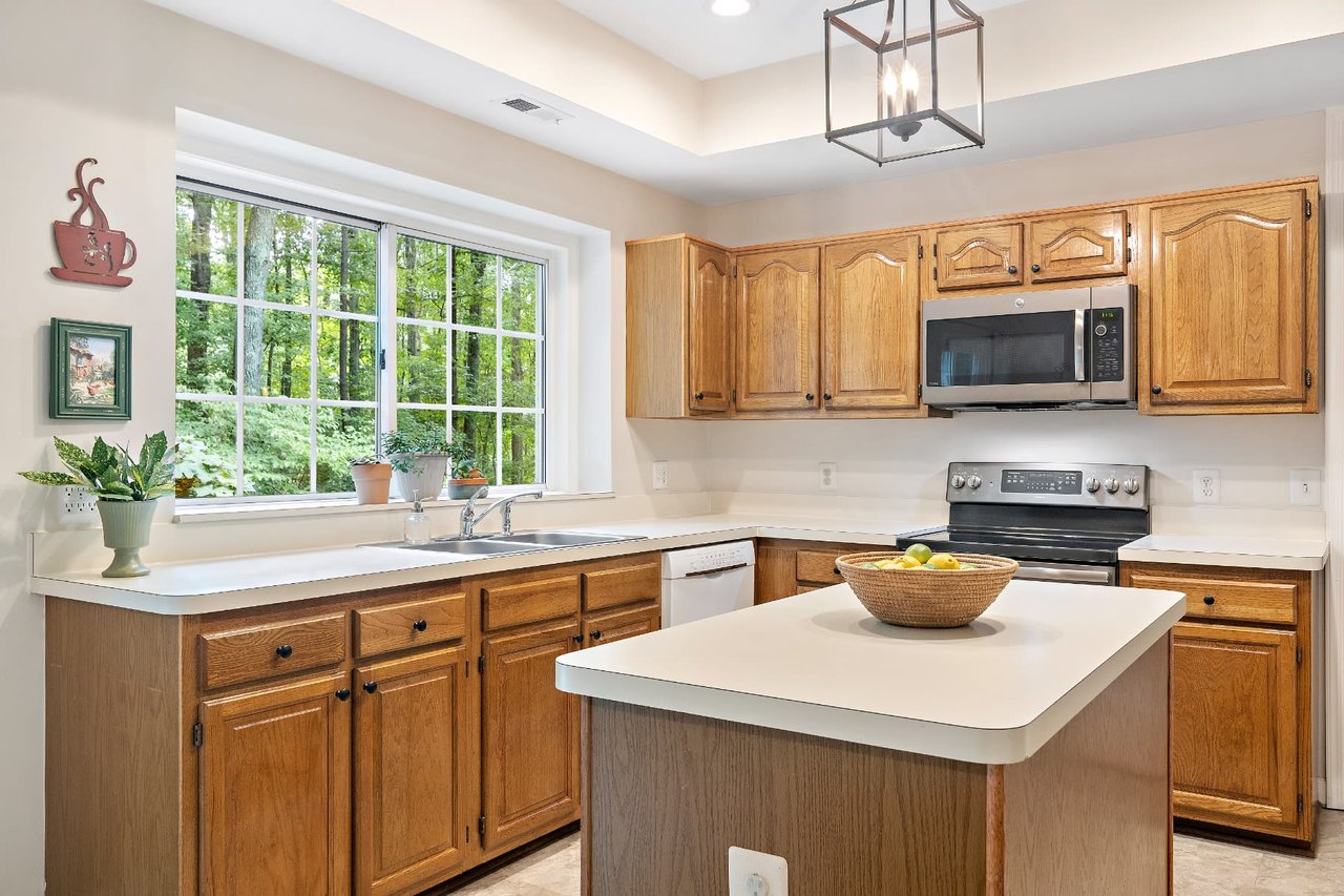 2905 Cove Ridge Road