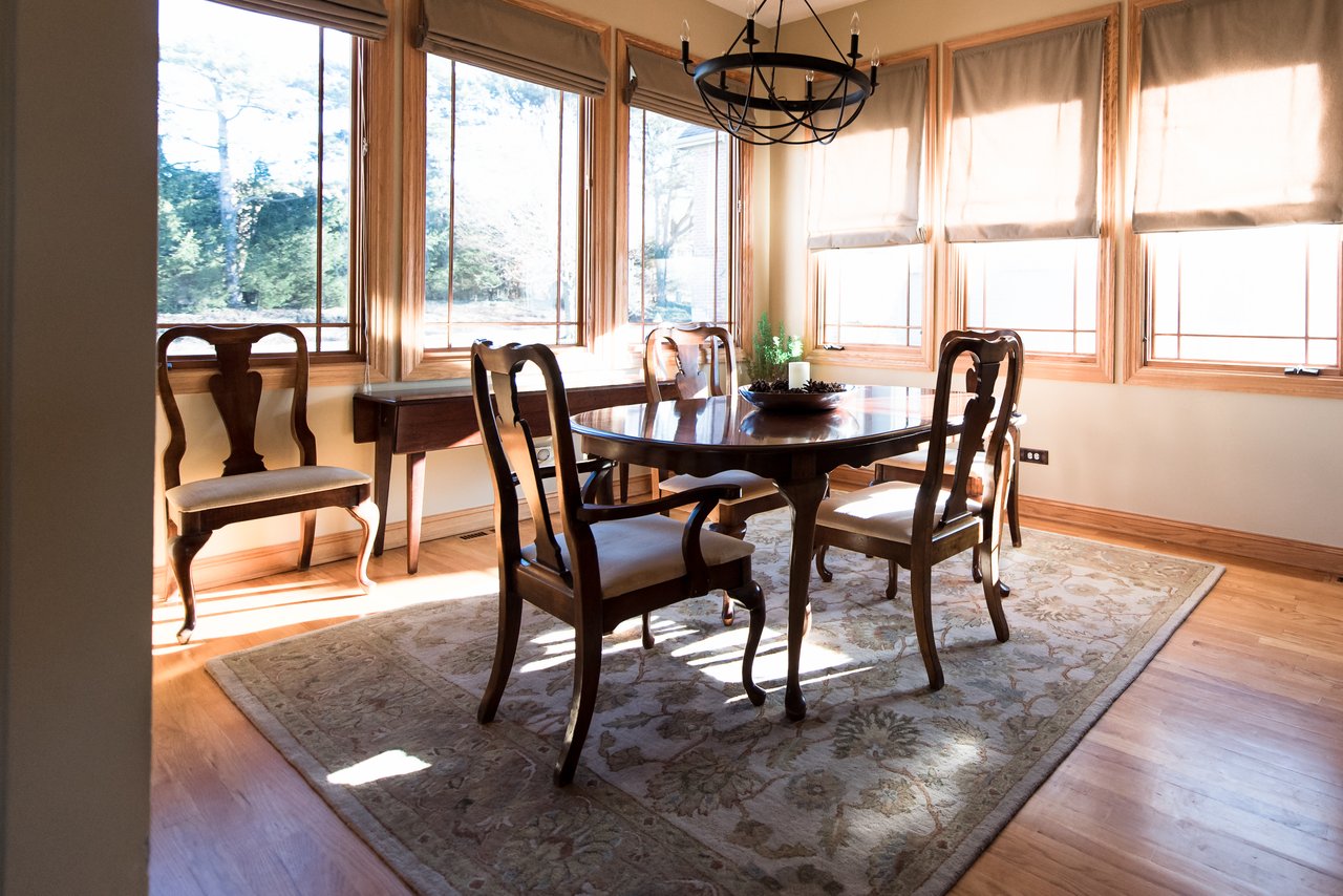 Effortless Combination Of Bright Open Space And Exceptional Craftsmanship