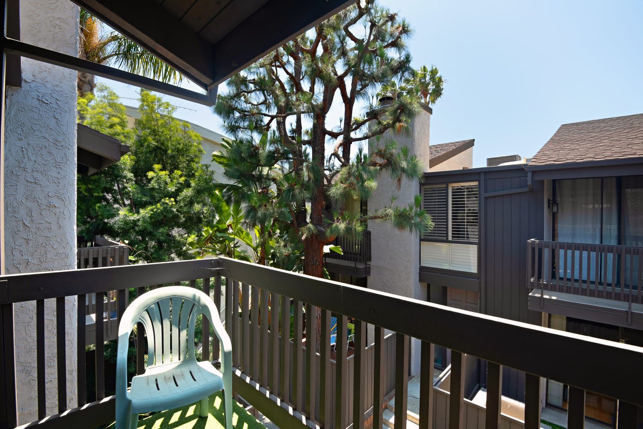 Santa Monica Gem