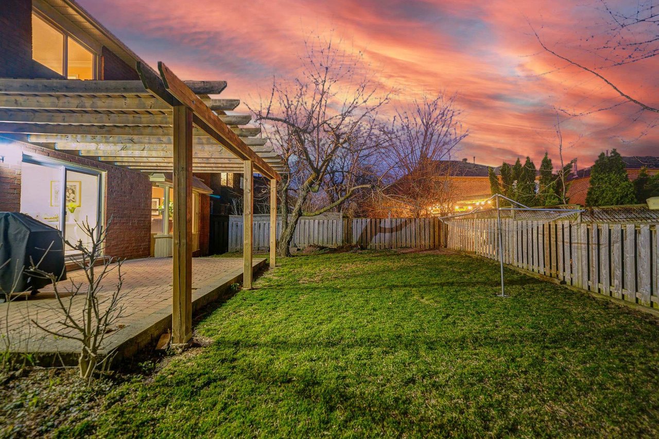 2184 Lumberman Lane