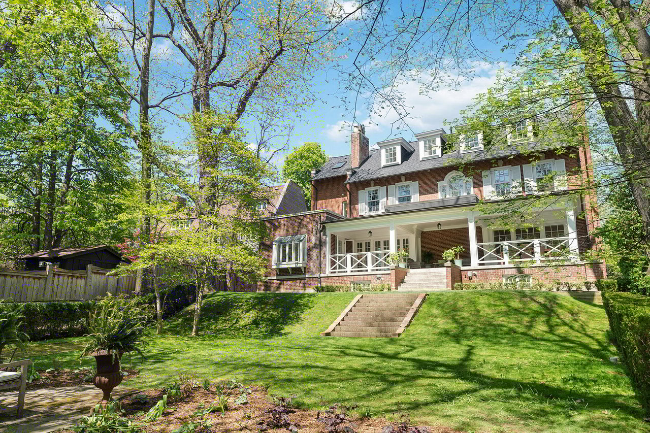 3 Clarendon Crescent