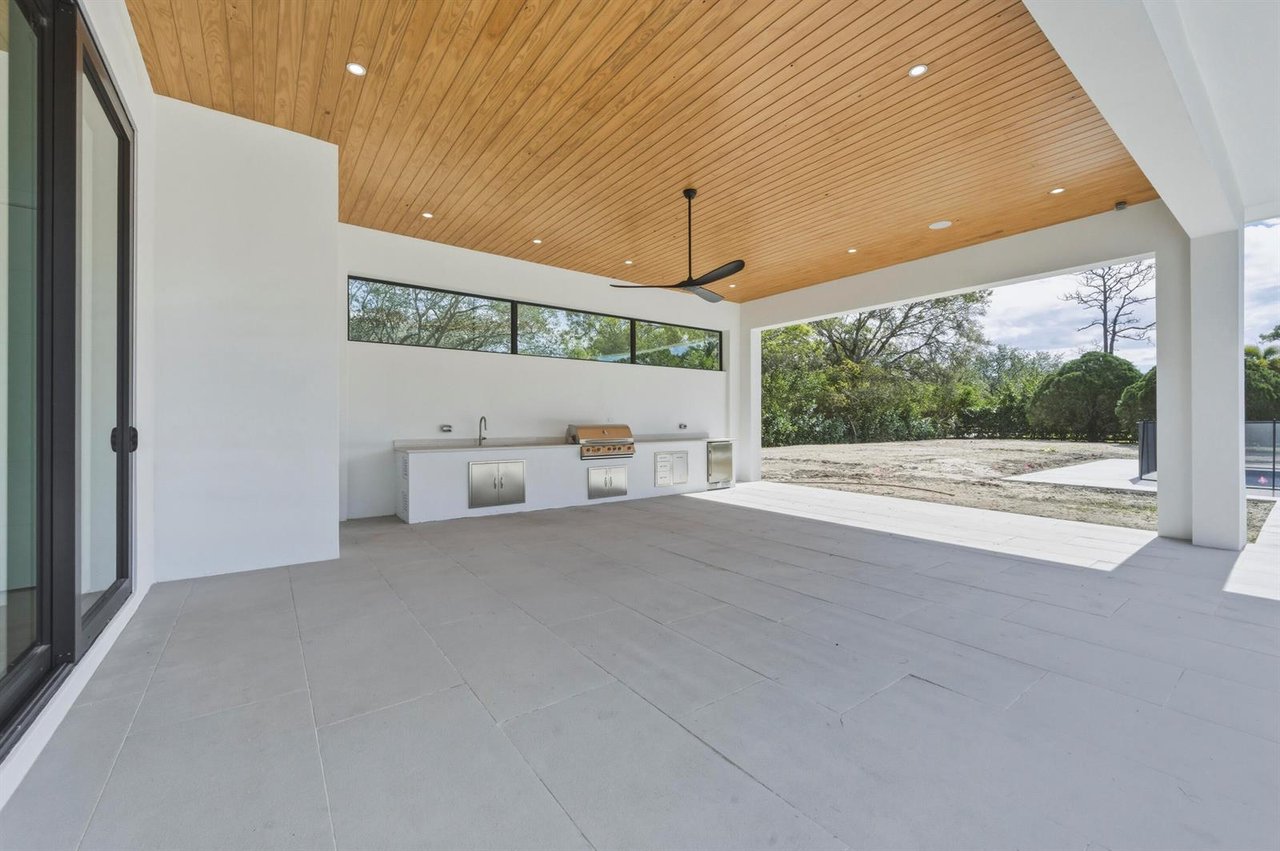 5770 Dixie Belle Road