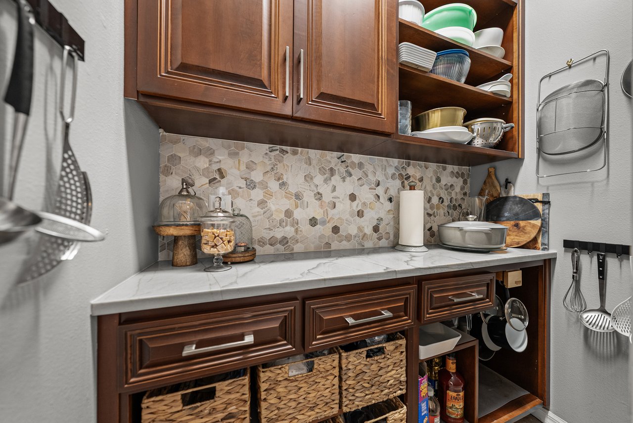 13247 THOROUGHBRED DR