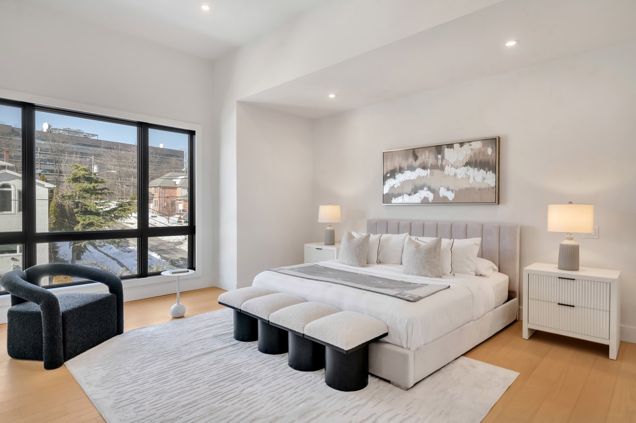 2220 Mackay Avenue B