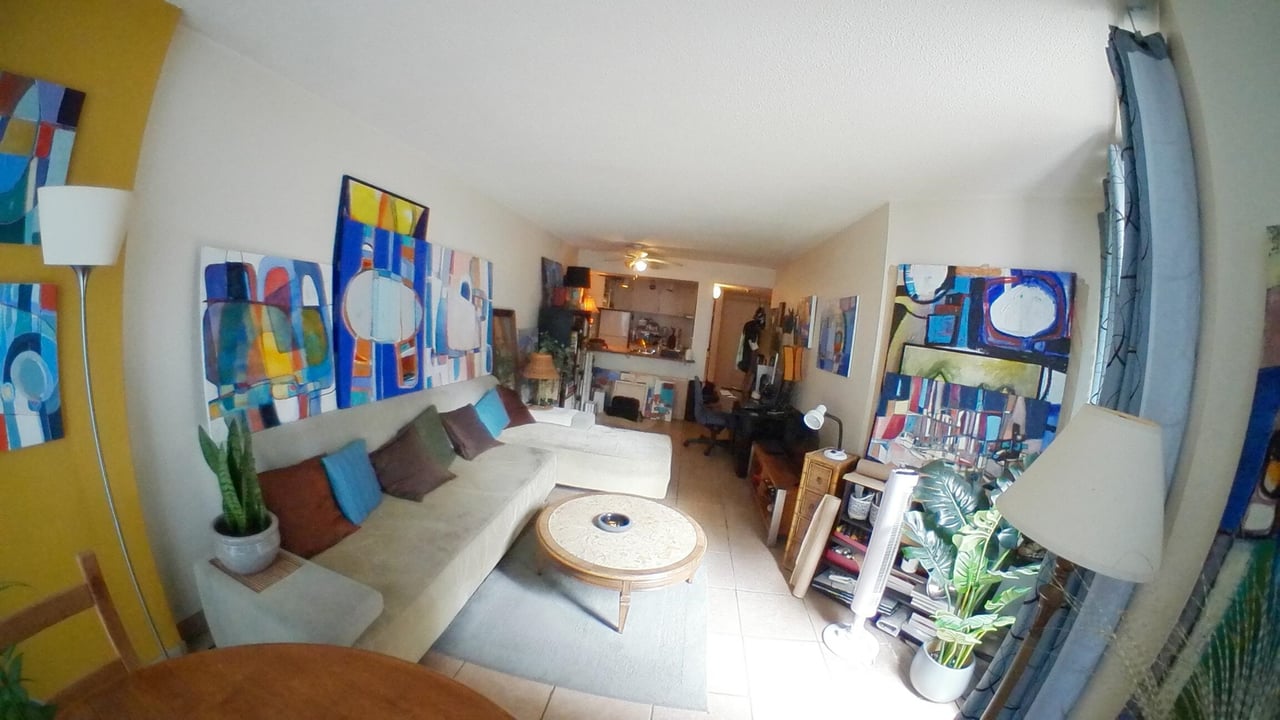 203-1270 Robson St