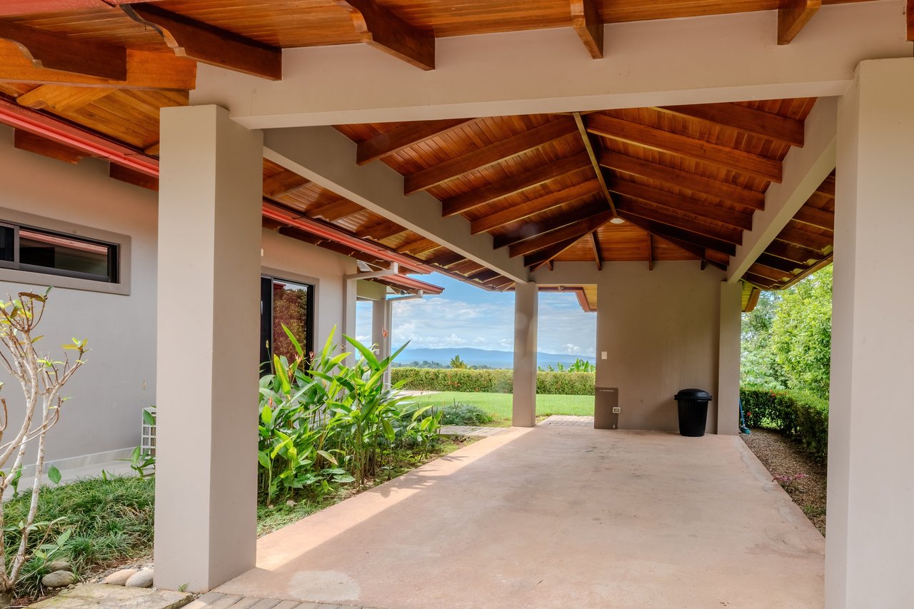 Casa Jean, Window of the Soul 