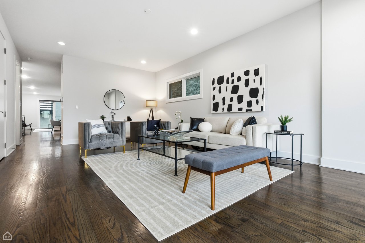 925 N Hermitage Ave | Unit 1 