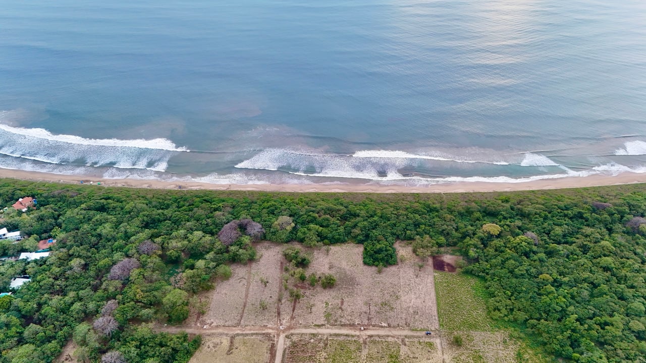 Titled Beachfront Development Homesite, Tamarindo, Guanacaste