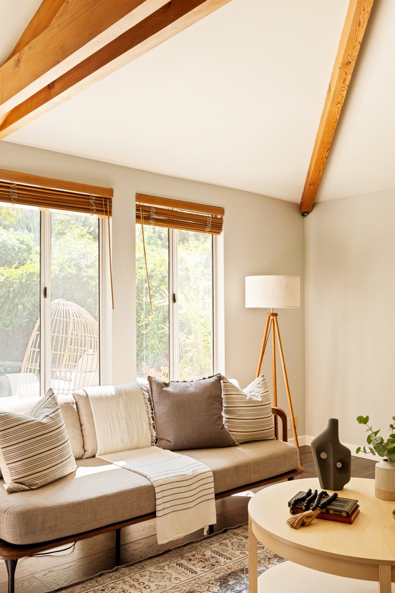 3588 Mandeville Canyon Road, Brentwood