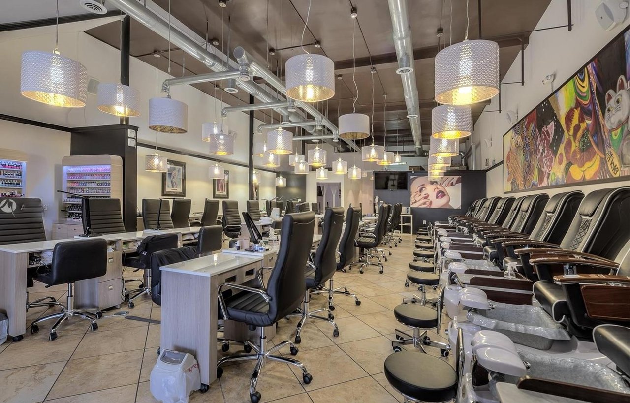 GH Commercial Sells Luxe Miami Beach Nail Salon