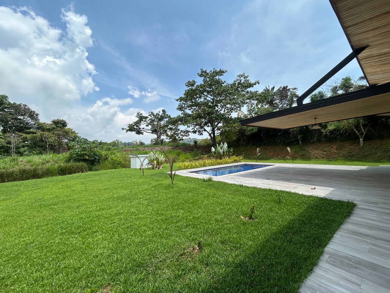 Modern Homes for Sale in Ojochal – El Tucán Paradise | Gated Community Costa Rica