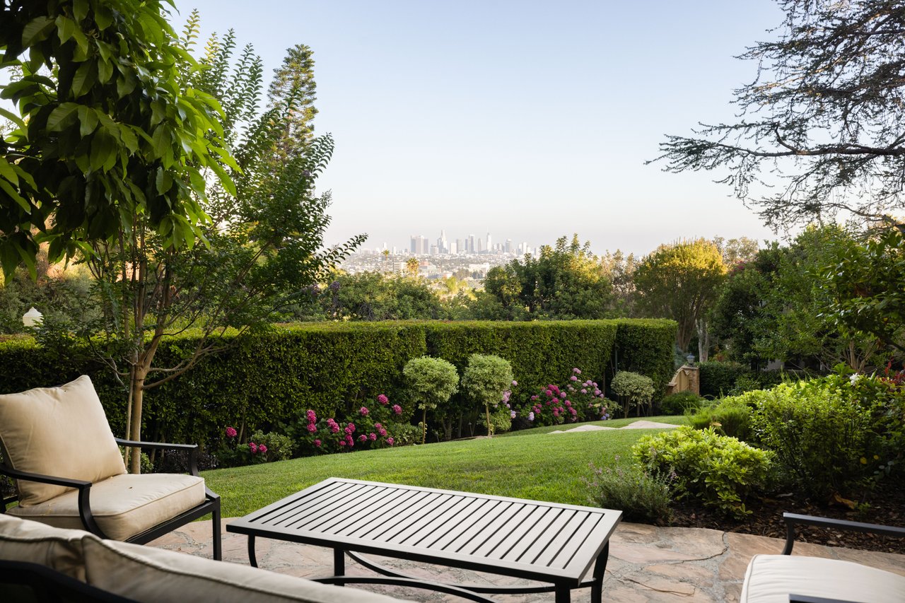 2423 Nottingham Avenue