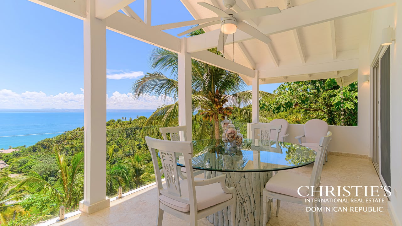 Luxury Ocean View Villa in the Puerto Bahía Resort Community