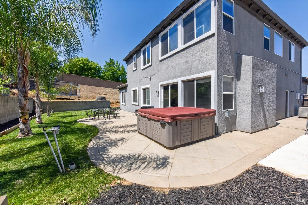 612 Pacific Grove Court, Vacaville