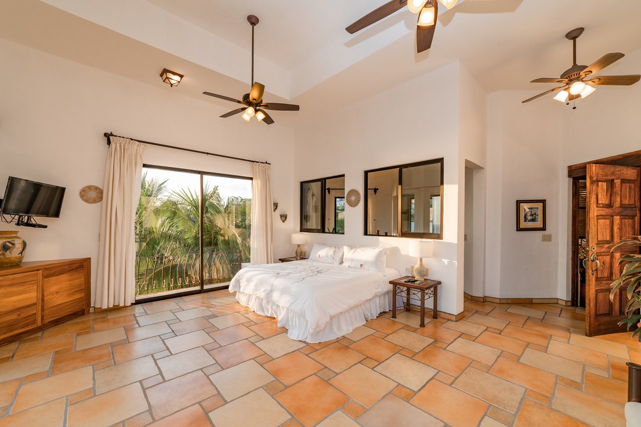5 Bedroom, Single Family Home, Villa Encantada 