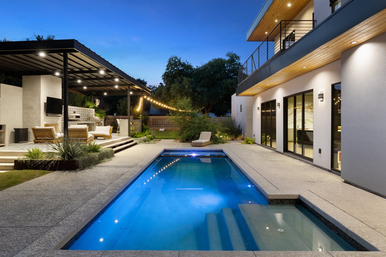 204 Westbrook Dr