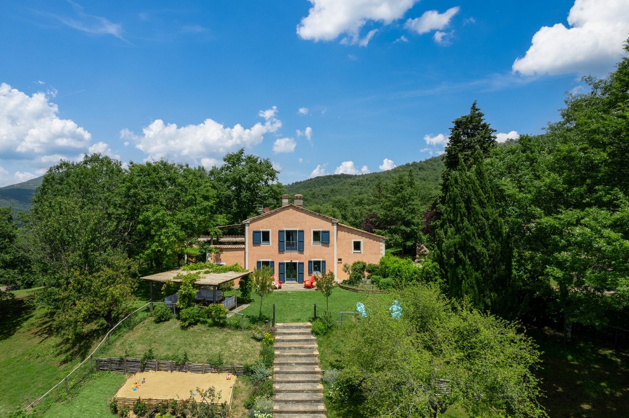 Renovated 18th Century Tuscan Home With Beautiful Hill Views