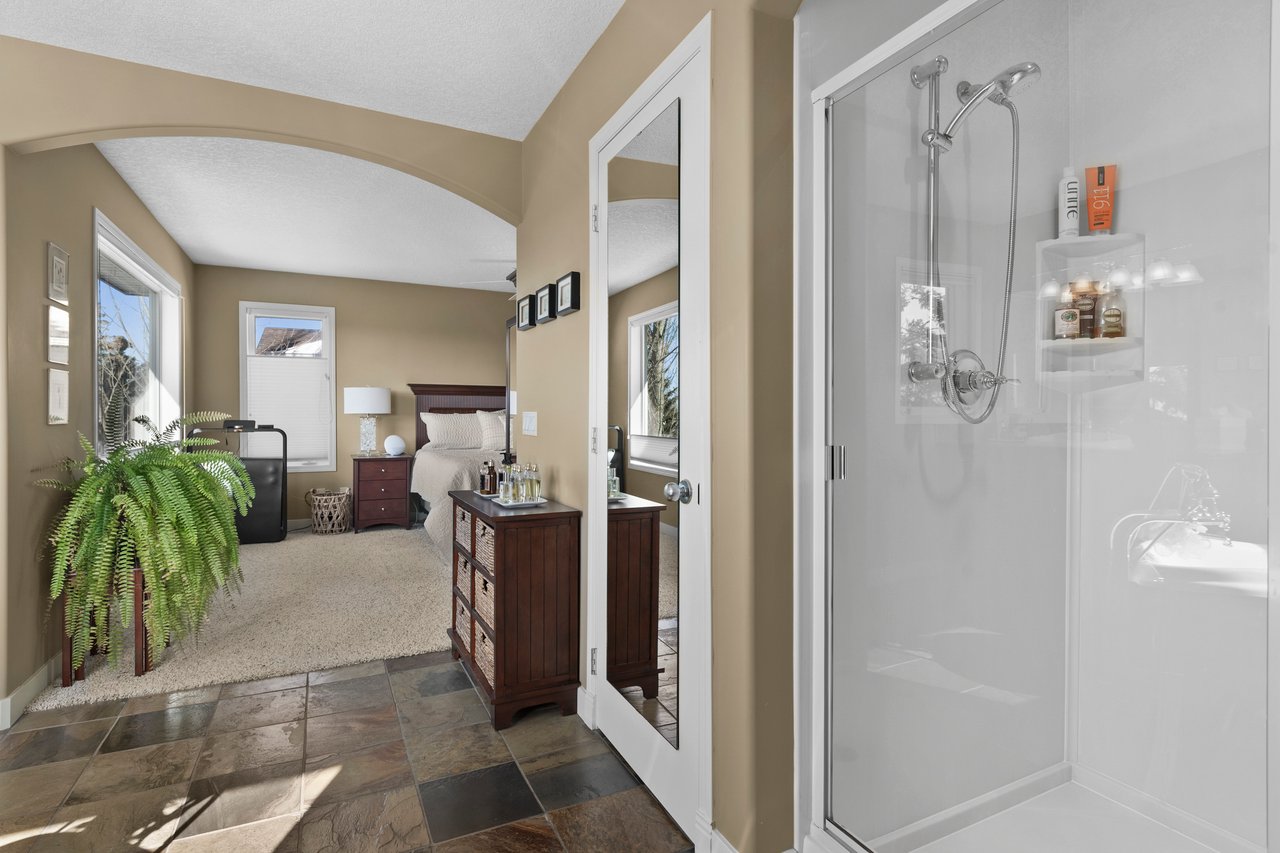 290 Tuscany Ridge Park NW