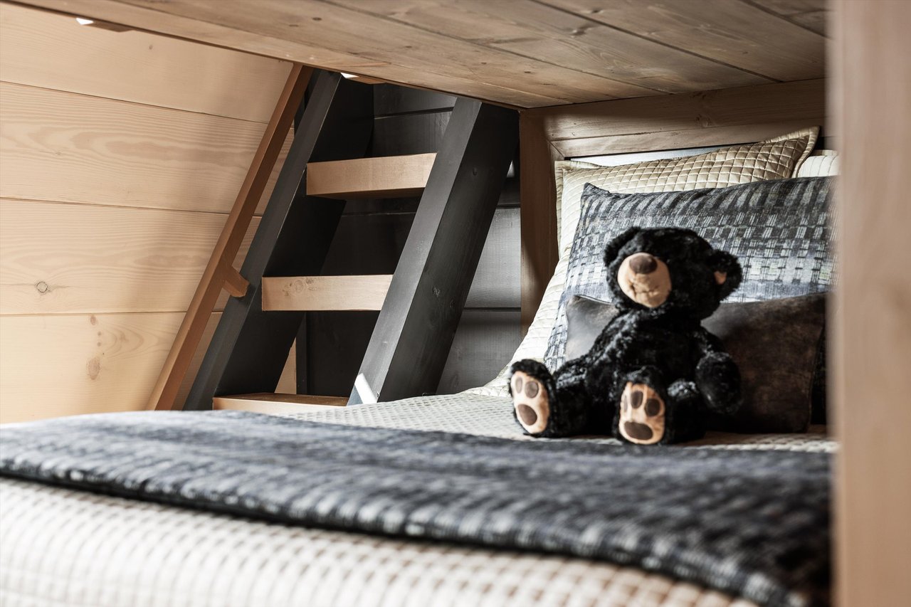 1362 Rambling Creek Way