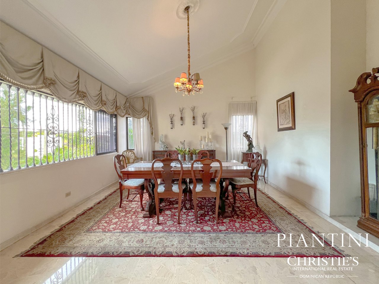 Casa Rios, Santo Domingo