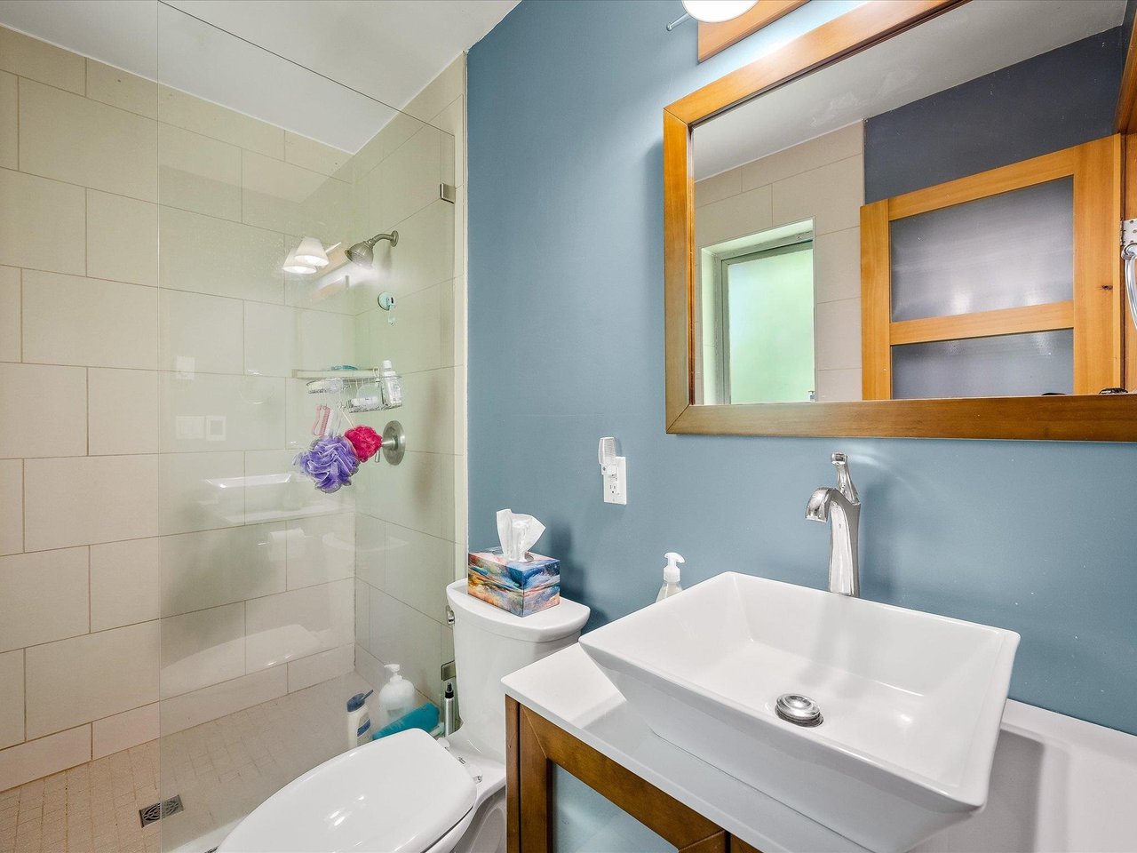 1349 Elmwood Dr